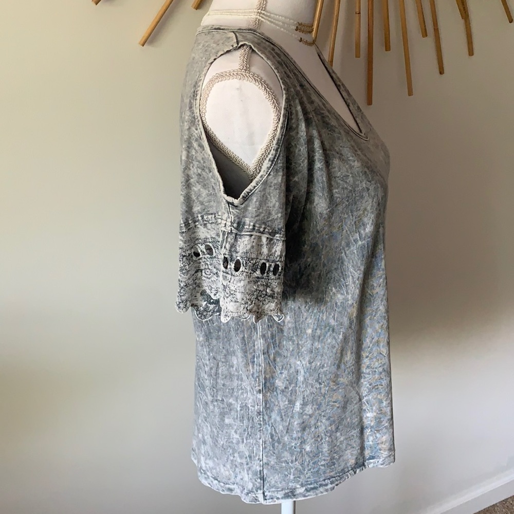 $3 American Age Cold shoulder Tee - Picture 5 of 6